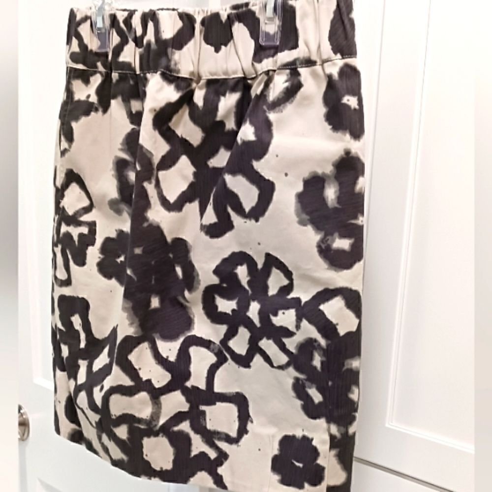 Simply Vera Wang Floral Skirt with Pockets Ivory and Grey